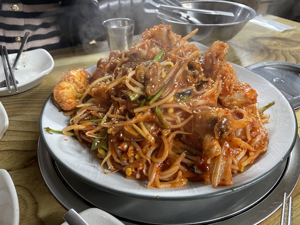 동이트는집 아구찜